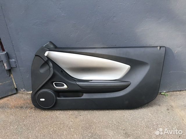 Обшивка двери правой Chevrolet Camaro V 10-15