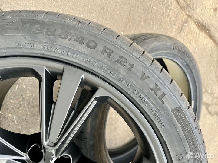Колеса Audi Q7 SQ7 R21 оригинал лето Continental