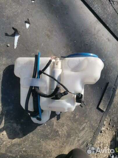 Бачок омывателя Mercedes A170
