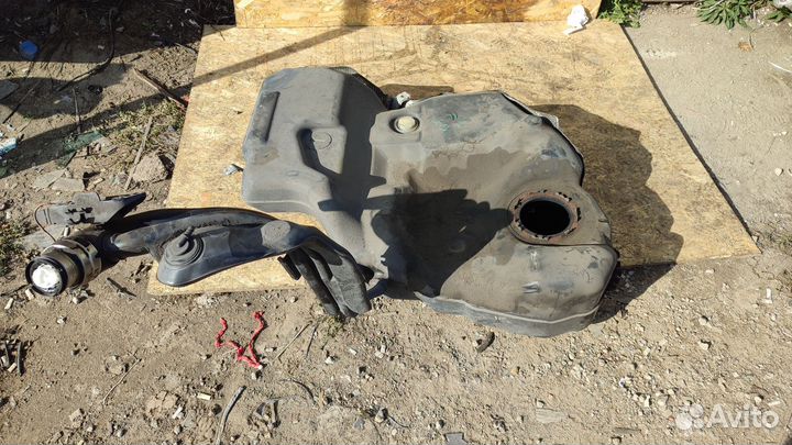 Бензобак Vw Passat b6, b7, CC дизель