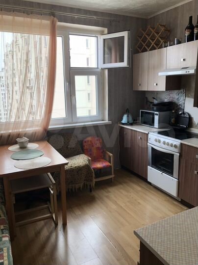 Комната 18 м² в 3-к., 15/18 эт.