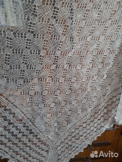 Пуховый платок паутинка