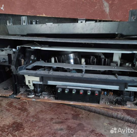 Видеомагнитофон