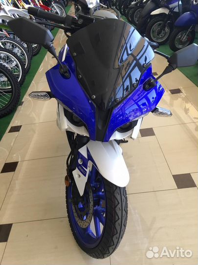 Мотоцикл Racer Storm rc250xzr-A