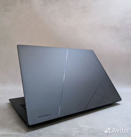 Asus ZenBook 14 i9-13900H\32\1Tb oled