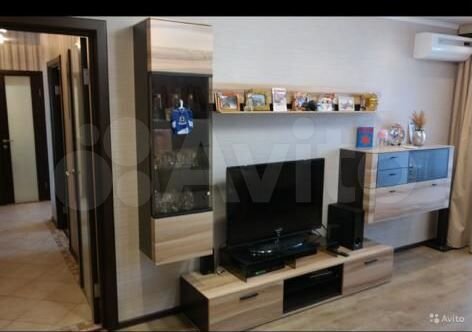 2-к. квартира, 56 м², 5/10 эт.