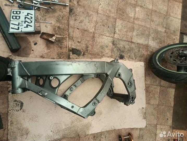 Рама Kawasaki ZZR400-1