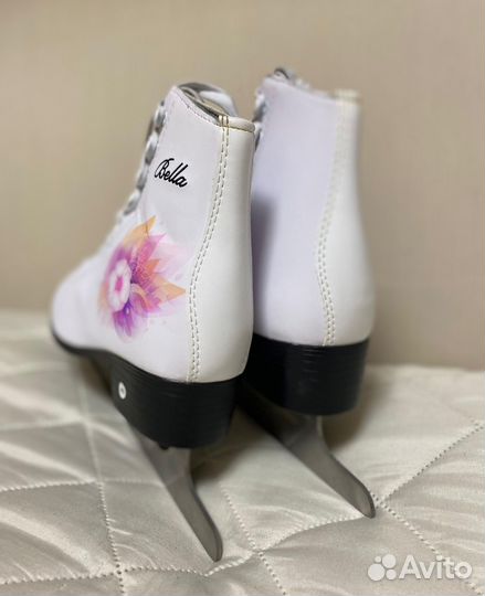 Коньки фигурные женские р-р 40