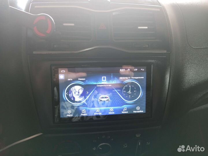 Планшет в авто