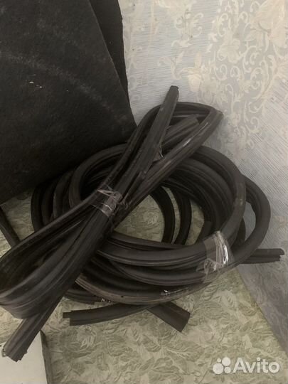 Уплотнители резинки дверей логан ларгус