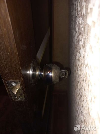 Межкомнатные двери бу деревянные