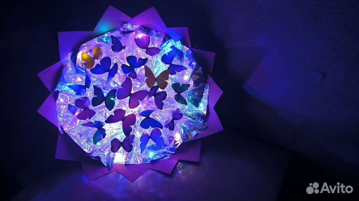 Букет светящийся из бабочек