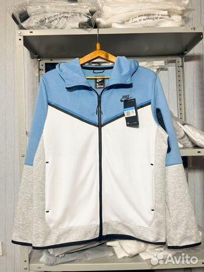 Зипка Nike tech fleece
