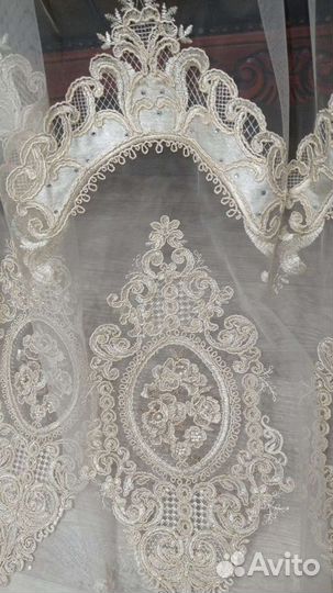 Тюль/сетка комбинированная белым бархатом,медальон