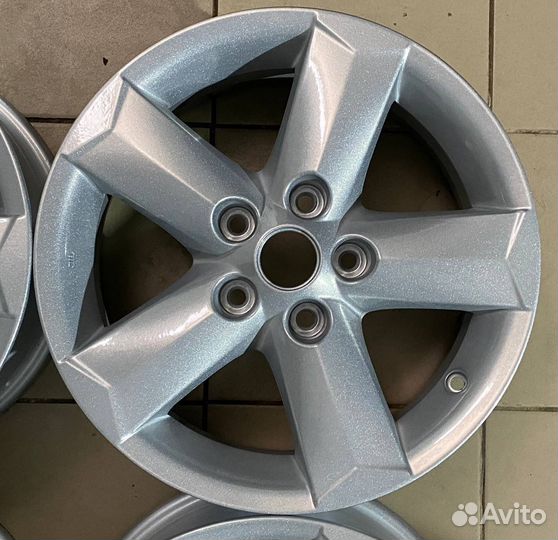 R16 диски 5x114.3 оригинал Nissan Renault