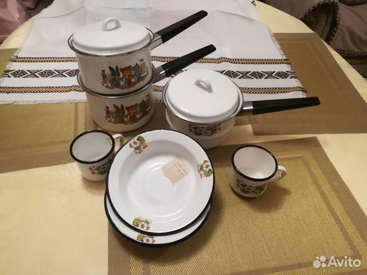 Набор эмалированной посуды детский СССР