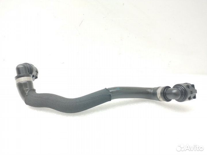 Патрубок системы охлаждения Mercedes-Benz E-Class