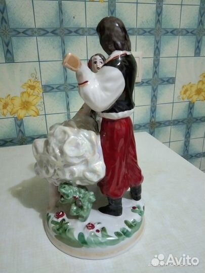 Фарфоровые статуэтки. СССР