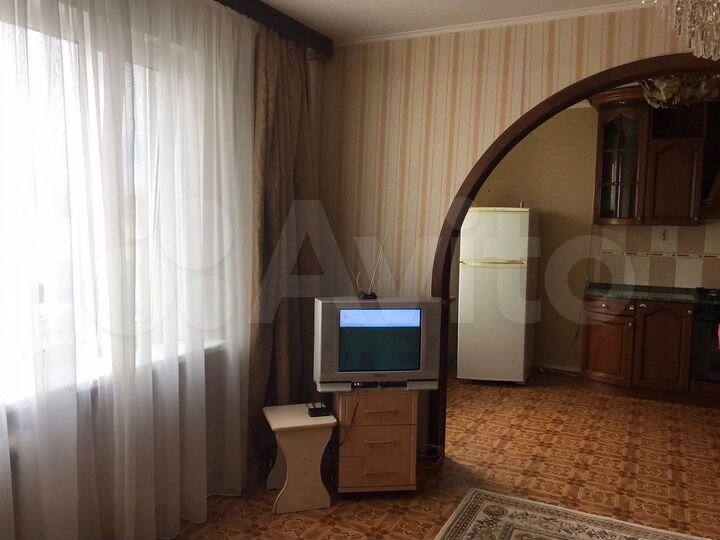 3-к. квартира, 70 м², 3/9 эт.