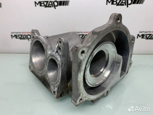 Корпус водяной помпы Mercedes W222 S 222