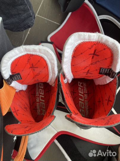 Хоккейные коньки бауэр