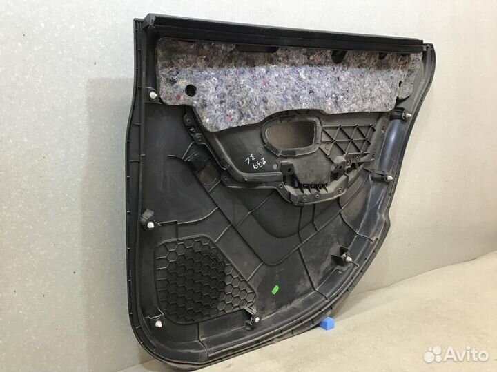 Обшивка двери задней левой Nissan Almera (G15) 201