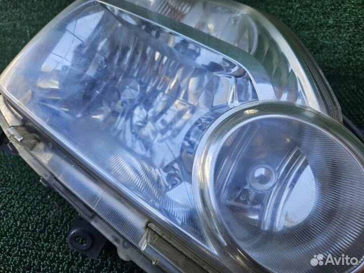 Фара правая Nissan X-Trail T31 2.0 MR20DE CVT 2008