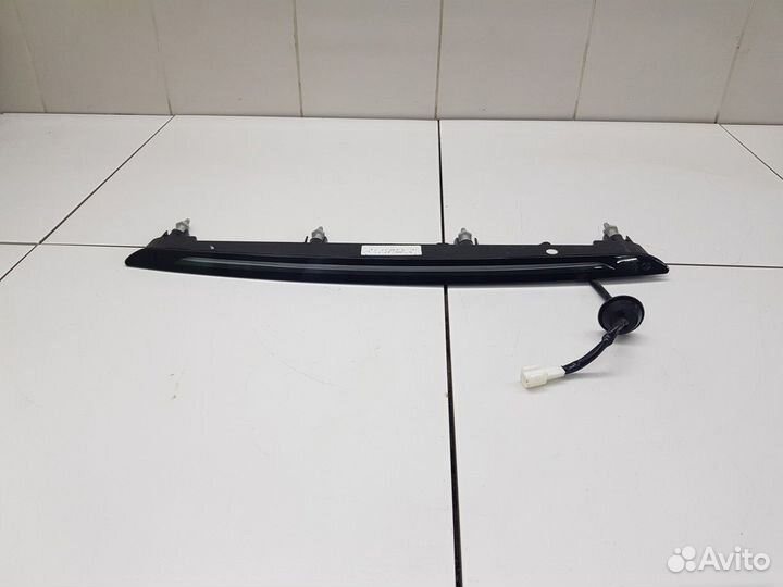 Фонарь задний дополнительный стоп сигнал