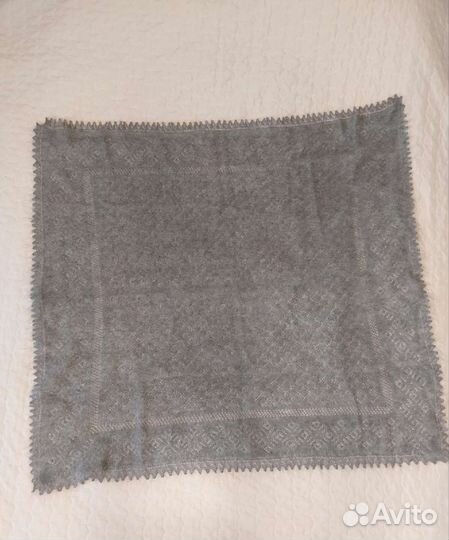 Пуховый платок (шаль, паутинка)