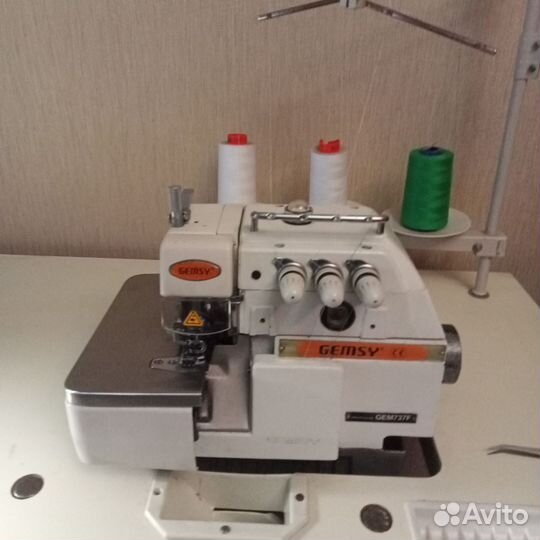 Пром.оверлок Gemsy Gem737f