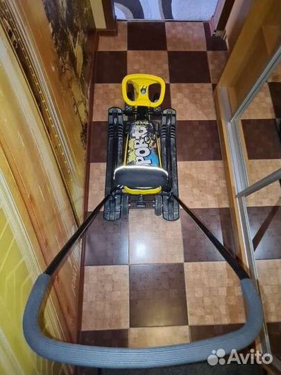 Детский снегокат с колесами