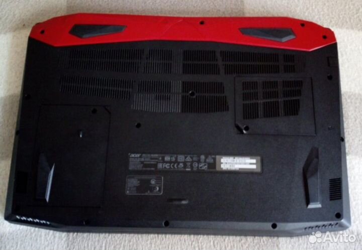 Acer predator helios 300 1060