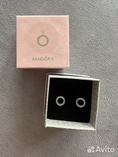 Серьги пусеты pandora