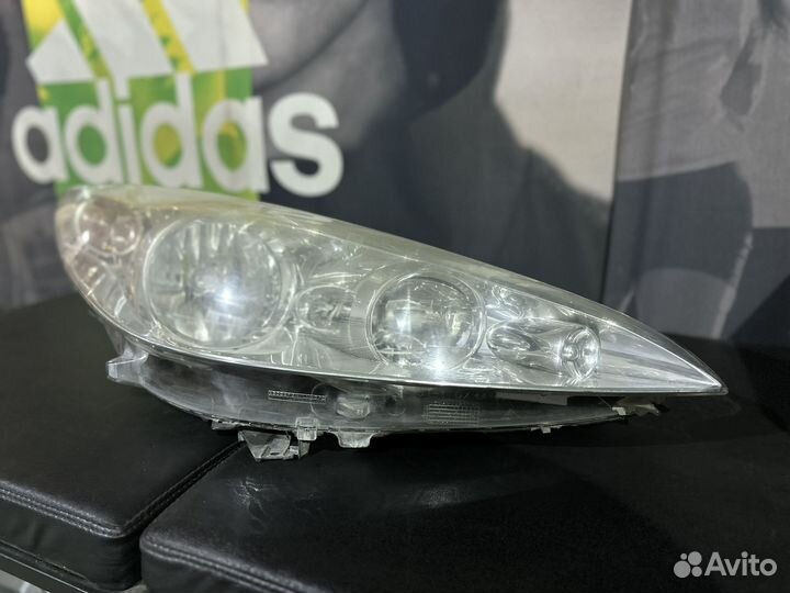 Правая передняя фара peugeot 308