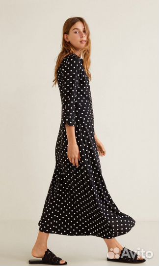 Платье в горошек Mango