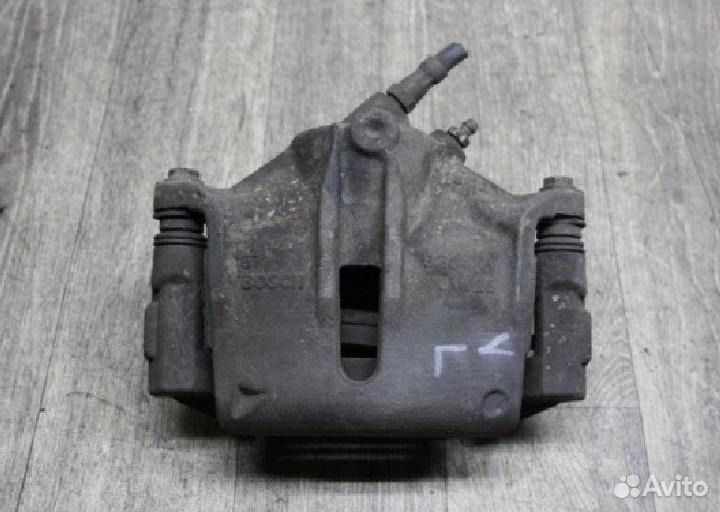 Суппорт передний Ford Mondeo 3 BWY 2002г