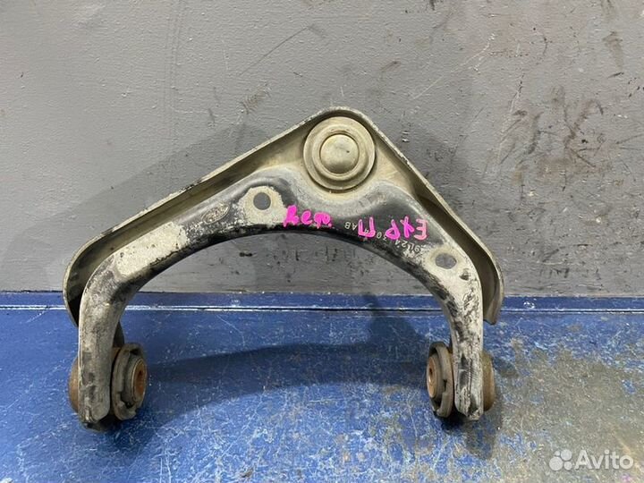 Рычаг верхний передний правый Ford Explorer 4 U251