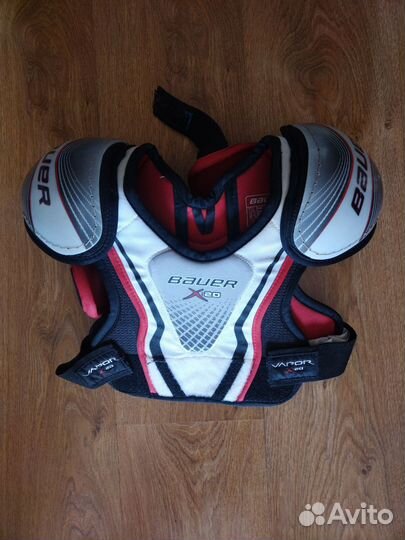 Нагрудник хоккейный