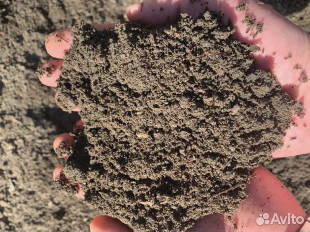 Перегной 30%, низинный торф 30%, плодородная почва