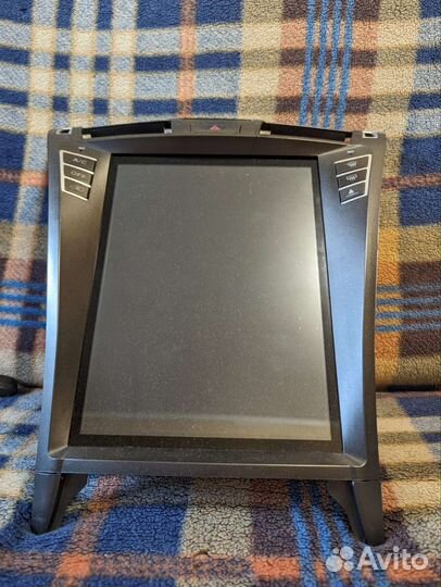 Головное устройство Tesla для Lexus LS 460