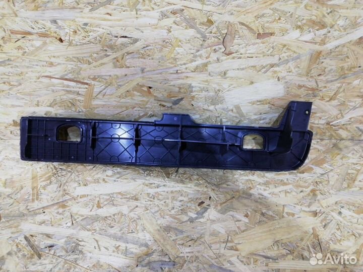 Обшивка отсека багажника правая нижняя Volkswagen