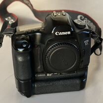 Зеркальный фотоаппарат Canon 5D