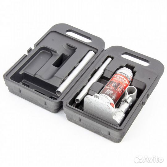 Домкрат гидравлический бутылочный в кейсе 2 Тонны