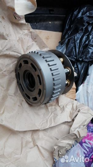 Качающий узел гидромотор редуктор Хитачи zx350h-5g