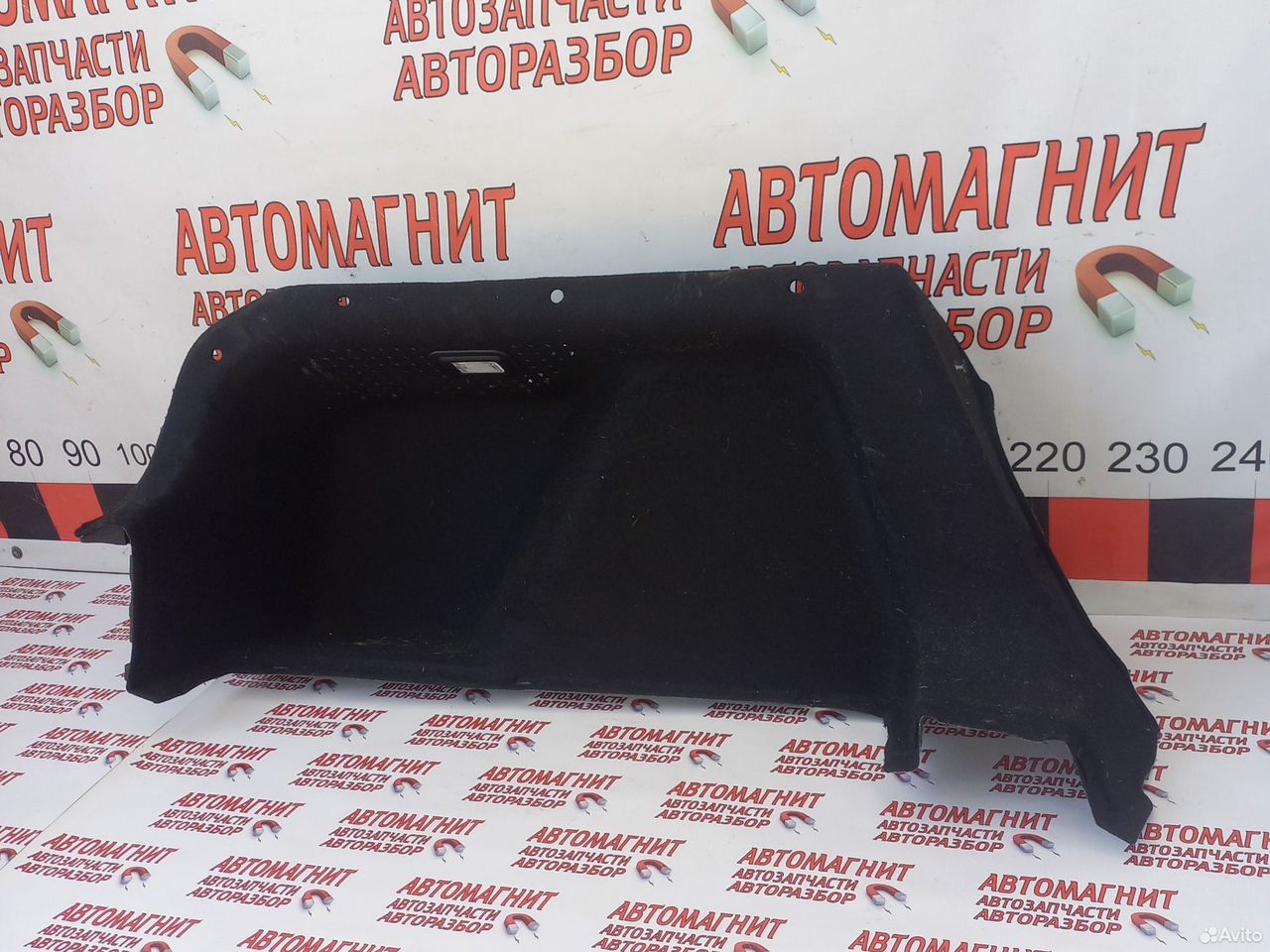 Обшивка багажника левая Changan UNI-V