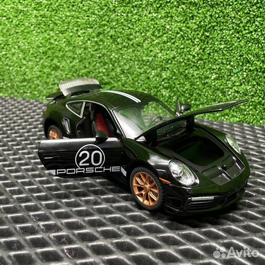 Металлическая инерционная модель машинка Porsche