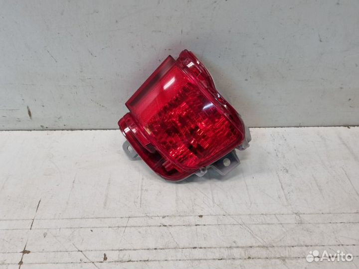 Фонарь противотуманный задний правый Toyota Land