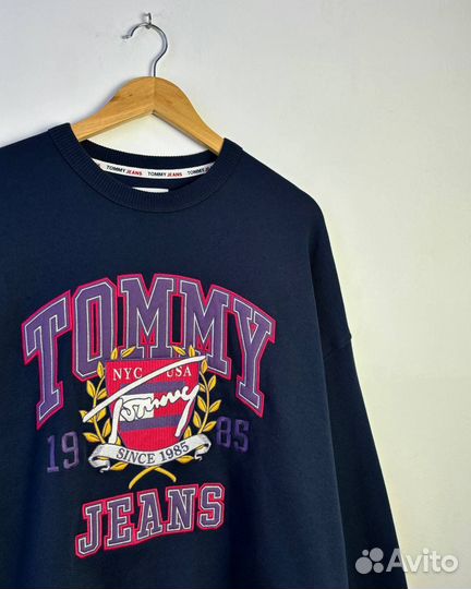 Tommy hilfiger свитшот