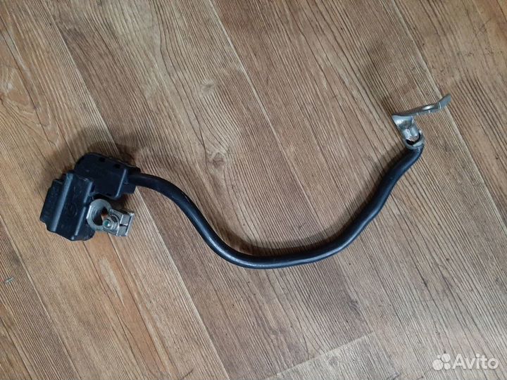 Минусовой провод BMW E60