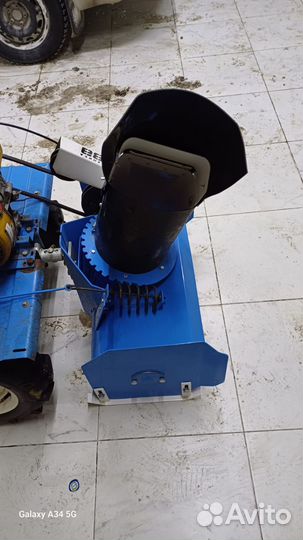 Снегоуборщик бу